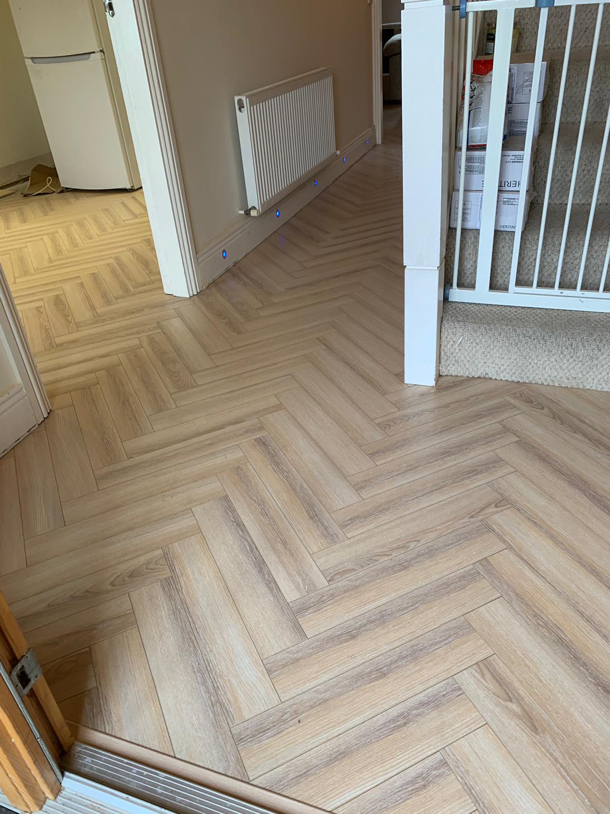 Herringbone Rhodes Oak Flooring (9046) (32) 12 x 90 x 450mm