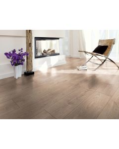 Whiteriver Robusto 4V Range Atlas Oak Beige Laminate Flooring AC5 - 12mm x 1375mm x 188mm - Pack covers 1.293m2