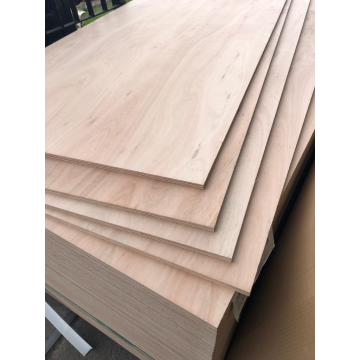 Lumin Hardwood Plywood B/B Ce2+ 2440 x 1220 x 12mm En636-2, 314-2 Cl3