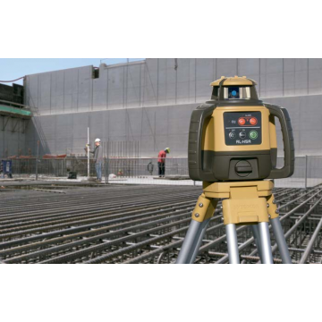 Laser comes with Tripod And 5m Staff