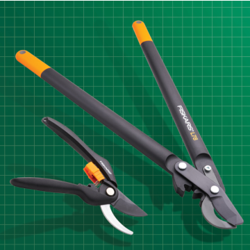 Fiskars Powergear Lopper & Pruner Set